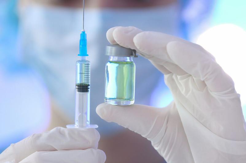 испытание вакцины против коронавируса в России